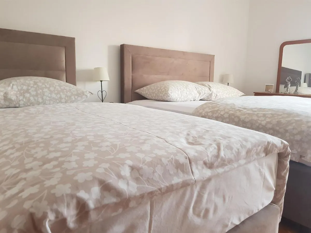 Apartment Antonija I Mateo, Apartment In The Center Of Split Rooms 0*,